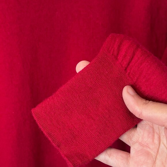 Tahari red knitted crew neck pullover sweater size L - Picture 4 of 4